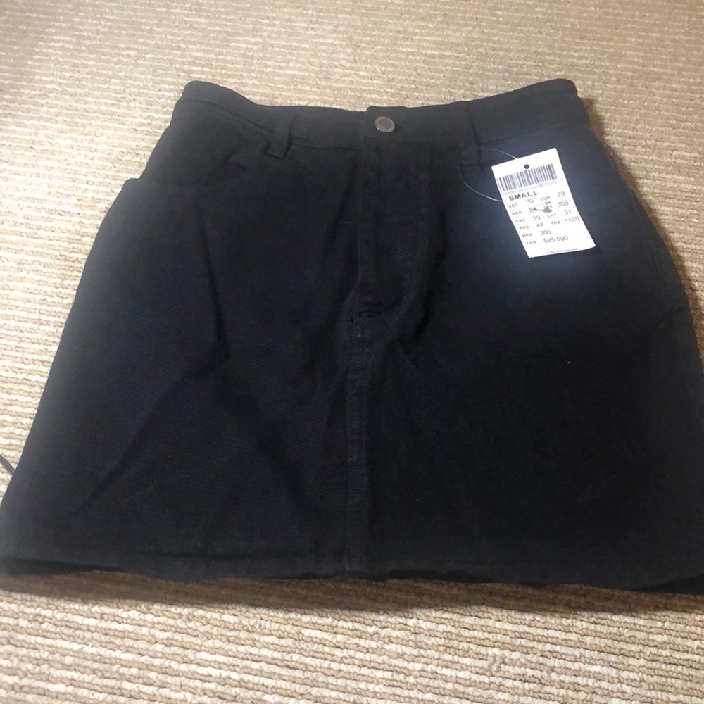 Brandy Melville Black Denim Skirt